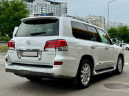 Lexus LX570/450d 2008–2022 Restylingový body kit 2008-2012 na 2012-2016 F-Sport fotografia 24