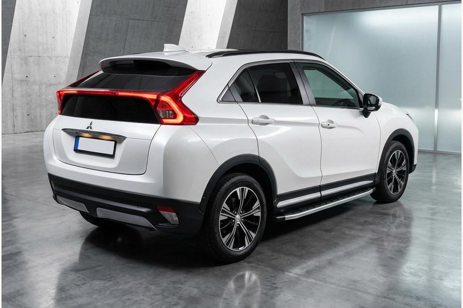 Mitsubishi Eclipse Cross 2017– Bočné nášľapy Fullmond (2 ks, hliník) Image