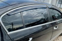 Volkswagen Passat B6 2006–2012 Okenné deflektory s chrómovou lištou SD (4 ks, HIC) fotografia 2