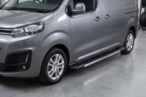 Citroen Jumpy/Dispatch 2017– Bočné nášľapy RedLine V1 (2 ks, hliník) fotografia 1