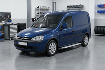 Opel Combo 2002–2012 Bočné nášľapy Allmond Grey (2 ks, hliník) fotografia 1