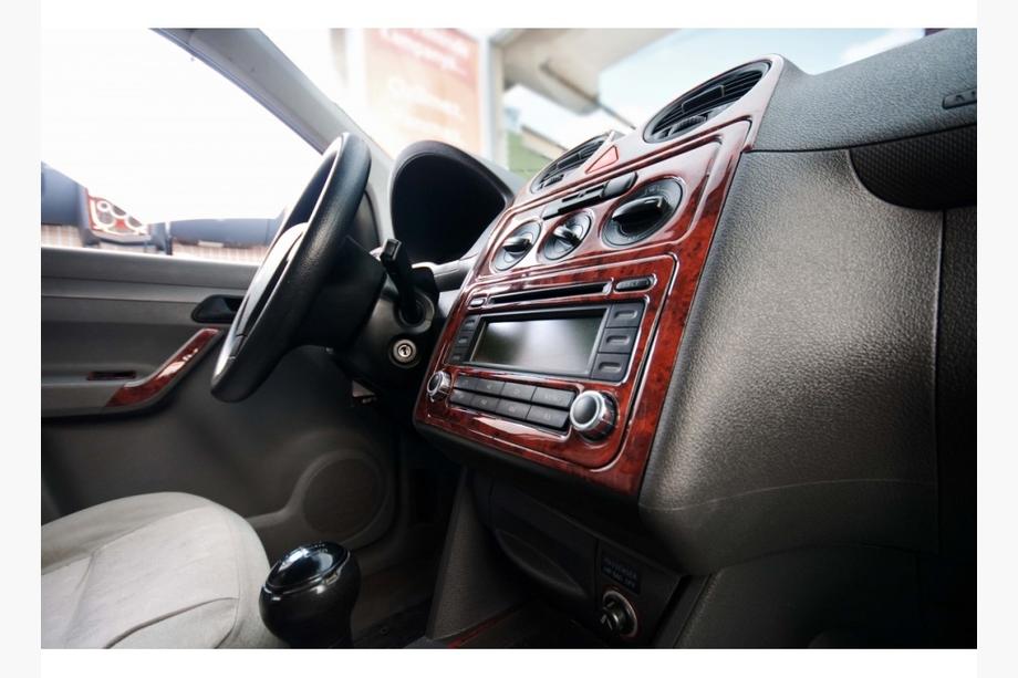 Volkswagen Caddy 2010–2015 Kryty palubnej dosky Karbon Fotografia 9