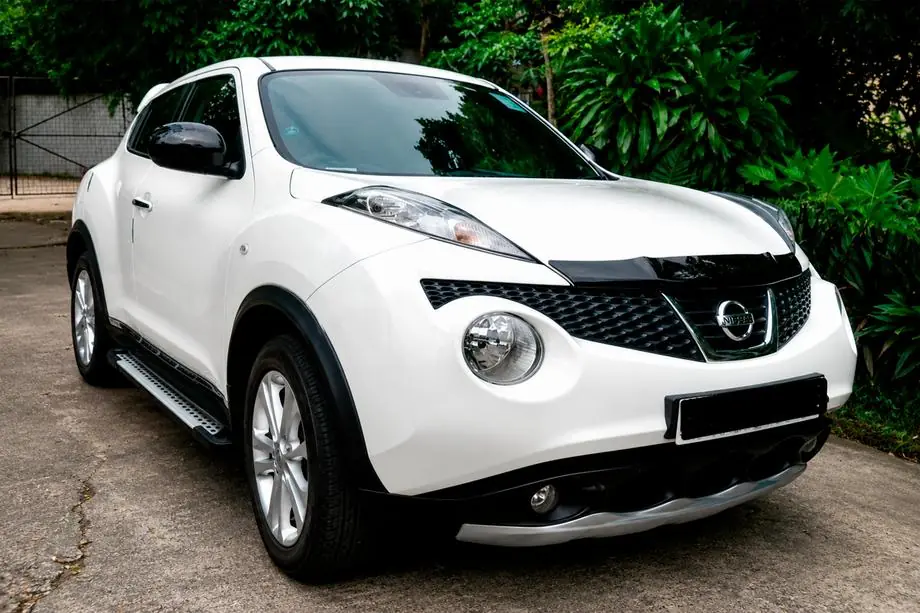 Nissan Juke 2010–2019 Bočné nášľapy Allmond Grey (2 ks, hliník) Image