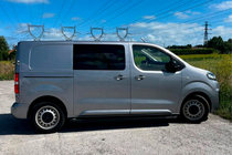 Peugeot Traveller 2017– Bočné nášľapy Allmond Black (2 ks, hliník) fotografia 4
