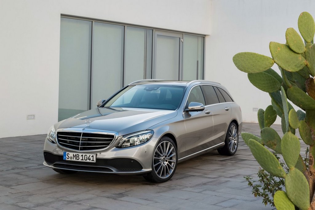 Prehľad modernizovaného kombi Mercedes-Benz C-class 4. generácie