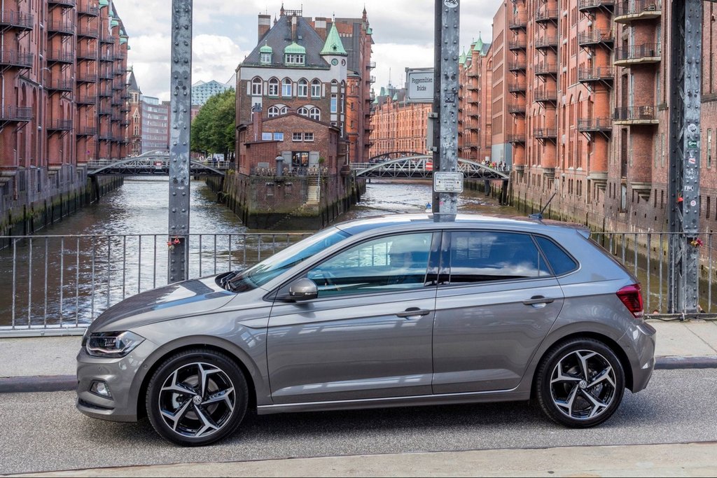 Šiesta generácia hatchbacku Volkswagen Polo