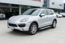 Porsche Cayenne 2010–2017 Bočné nášľapy Allmond Grey (2 ks, hliník) fotografia 1