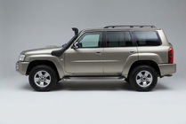 Nissan Patrol Y61 1997–2011 Bočné nášľapy Maydos V2 (2 ks, hliník/nehrdzavejúca oceľ) fotografia 1