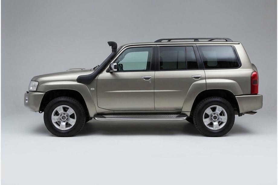 Nissan Patrol Y61 1997–2011 Bočné nášľapy Maydos V2 (2 ks, hliník/nehrdzavejúca oceľ) Image