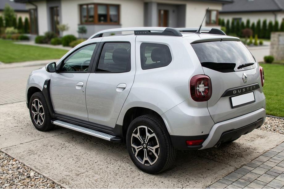 Dacia Duster 2018–2024 Bočné nášľapy Maya V2 (2 ks, hliník) Image