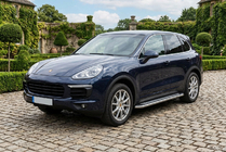 Porsche Cayenne 2010–2017 Bočné nášľapy Maydos v2 (2 ks, hliník ↗ nerez) fotografia 1