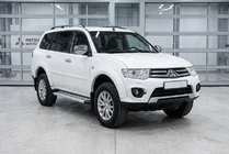Mitsubishi Pajero Sport 2008–2015 Bočné nášľapy Maya V2 (2 ks, hliník) fotografia 1