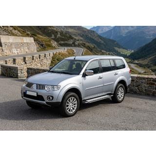 Bočné nášľapy Rainbow (2 ks, hliník) Mitsubishi Pajero Sport 2008–2015 fotografia 1