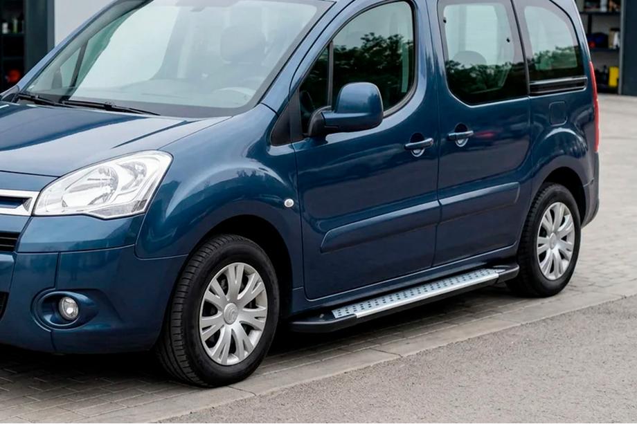 Peugeot Partner Tepee 2008–2018 Bočné nášľapy Allmond Grey (2 ks, hliník) Image