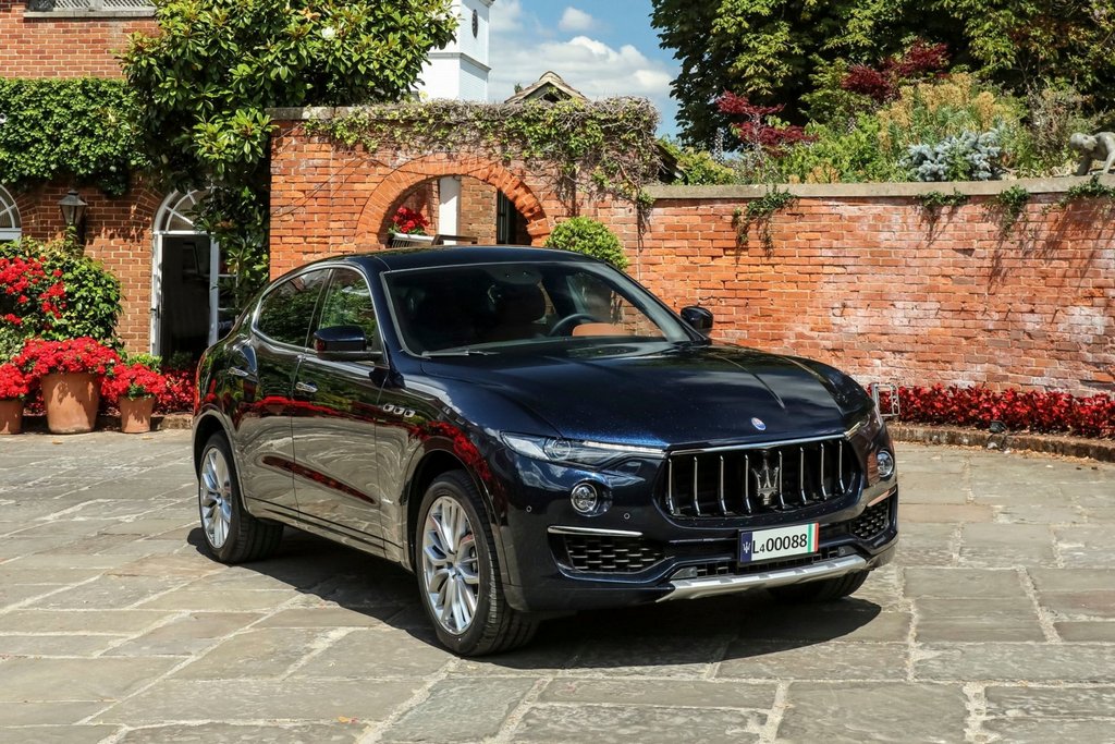 Recenzia crossovera Maserati Levante