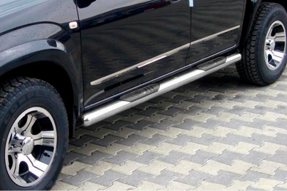 Toyota Rav 4 2006–2013 Bočné rúrky pre štandardnú základňu (2 ks, nerez) Image
