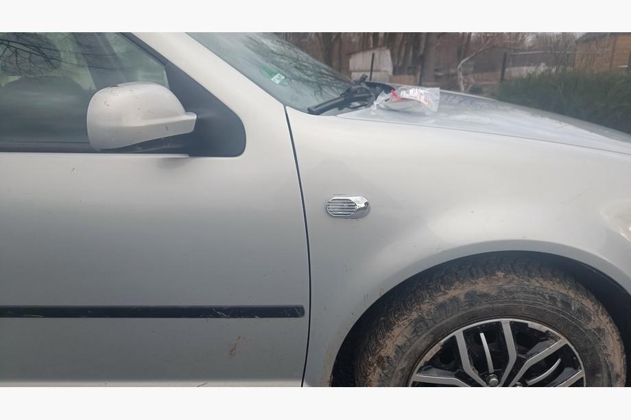Volkswagen Golf 4 1997–2006 Mriežka na bočný opakovač smerovky Oval (2 ks, ABS) Image