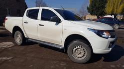 Mitsubishi L200 2015–2024 Bočné prahy Premium (2 ks, nerez.) Ø60 mm fotografia 2