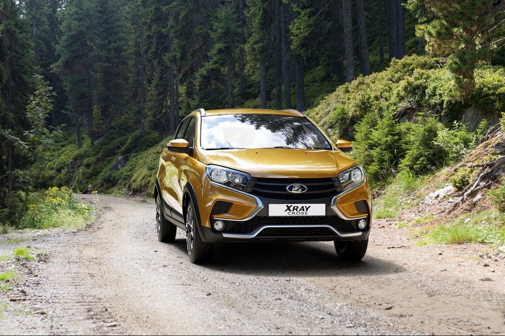Recenzia hatchbacku so zvýšenou priechodnosťou Lada XRAY Cross