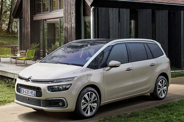 Sedemmiestny minivan Citroen Grand C4 Picasso