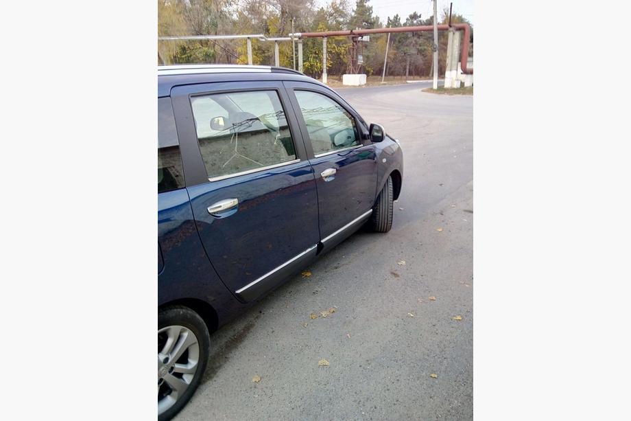 Dacia Lodgy 2012–2022 Okenné lišty (4 ks, nerez) Fotografia 4