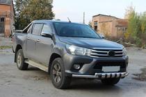 Toyota Hilux 2015– Predný ochranný rám F3-34 (nerez) fotografia 2