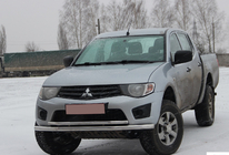 Mitsubishi L200 2006–2015 Predný ochranný rám ST014 (nerez) Ø60/42 mm fotografia 2