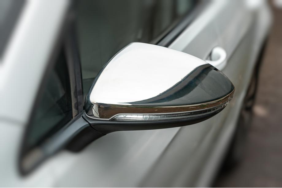 Volkswagen Golf 7/E-Golf 2012–2020 Nerezové chrómové kryty spätných zrkadiel (2 ks) Image