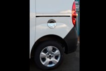 Opel Combo 2012–2018 Nerezový kryt dvierok palivovej nádrže fotografia 4
