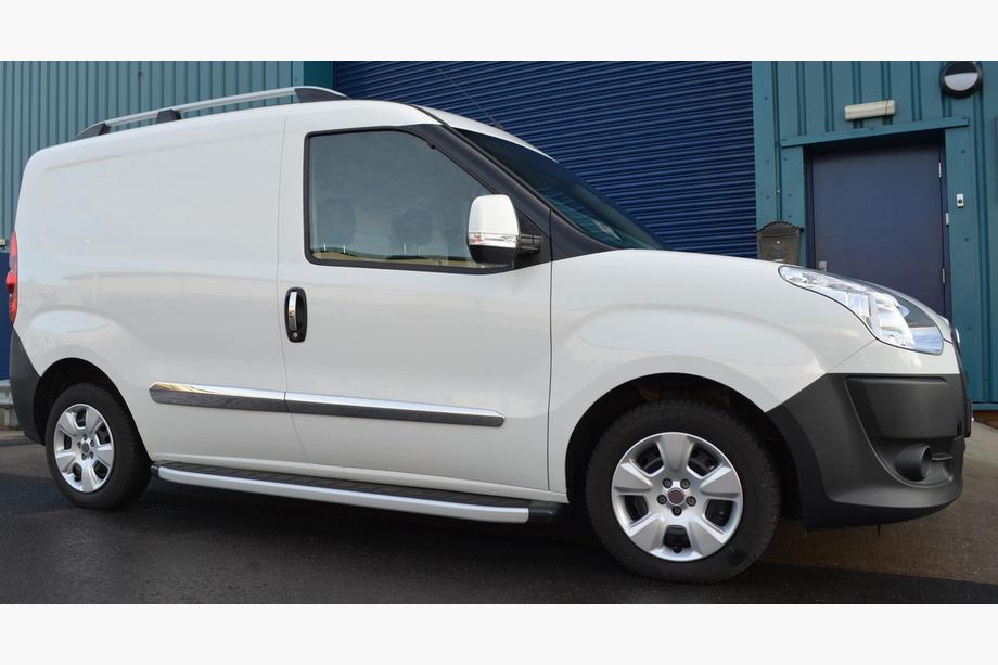 Opel Combo 2012–2018 Dverné lišty (4 ks, nerez) OmsaLine – talianska nehrdzavejúca oceľ Image