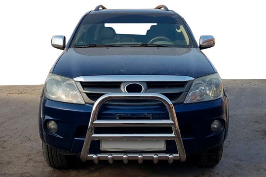 Toyota Fortuner 2006–2015 Predný ochranný rám (bullbar) F12-11 (nerez) Image