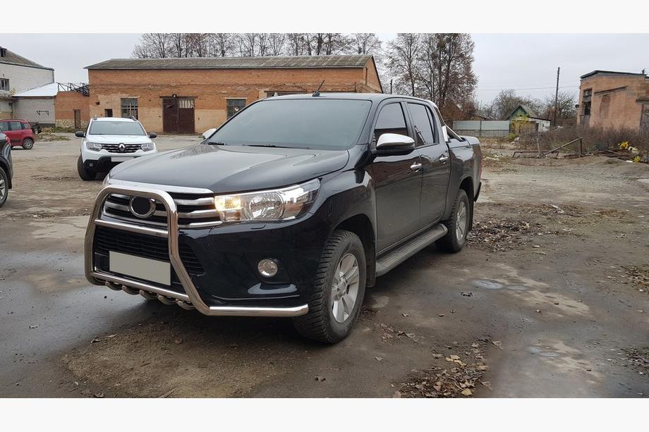 Toyota Hilux 2015– Predný nerezový ochranný rám (bullbar) F1-59 Fotografia 3