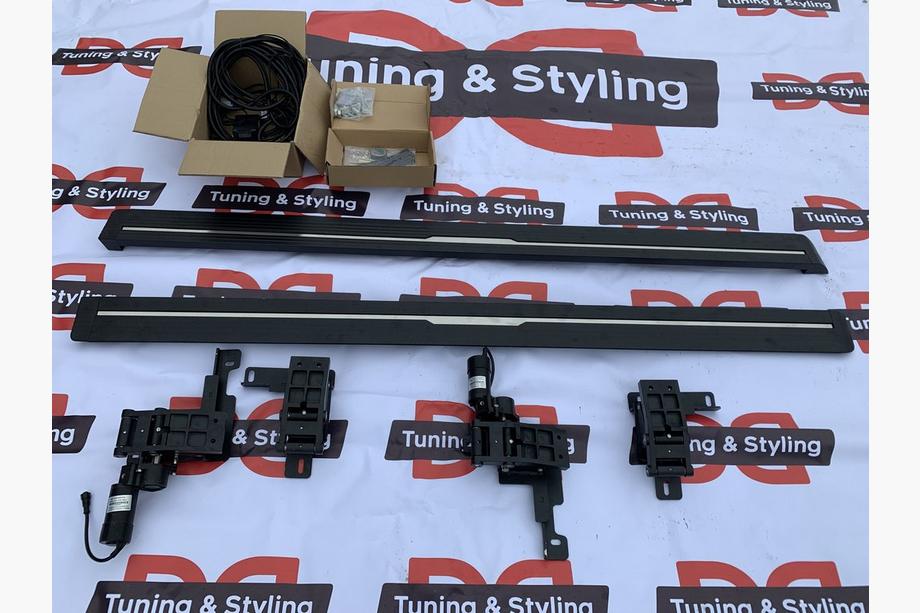 Range Rover III L322 2002–2012 Bočné nášľapy s výsuvným mechanizmom (2 ks, hliník) Fotografia 10