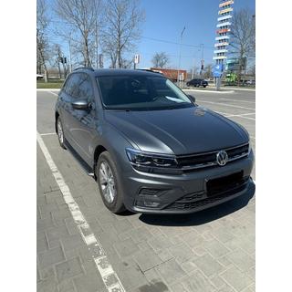 OEM bočné prahy pre štandardnú verziu (2 ks, hliník) Volkswagen Tiguan 2016–2023 fotografia 2