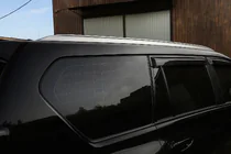 Toyota Land Cruiser Prado 150 2009–2023 Strešné lyžiny v dizajne Lexus (2 ks, sivé) fotografia 1