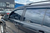 Toyota Land Cruiser Prado 120 2002–2009 Deflektory okien (4 ks, HIC) fotografia 3