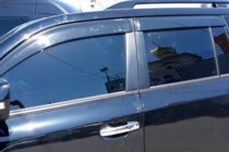 Toyota Land Cruiser 200 2007–2021 Okenné deflektory 11 cm (4 ks, HIC) fotografia 3