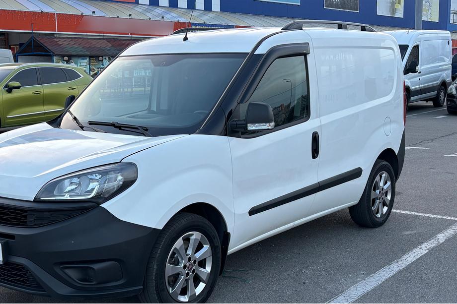Opel Combo 2012–2018 Strešné lyžiny Skyport (čierne) Maxi rázvor Image