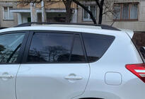 Toyota Rav 4 2006–2013 Strešné lyžiny Skyport (čierne) fotografia 7