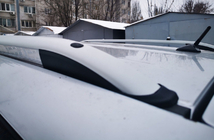 Toyota Rav 4 2006–2013 Strešné lyžiny Skyport (Sivé) fotografia 5