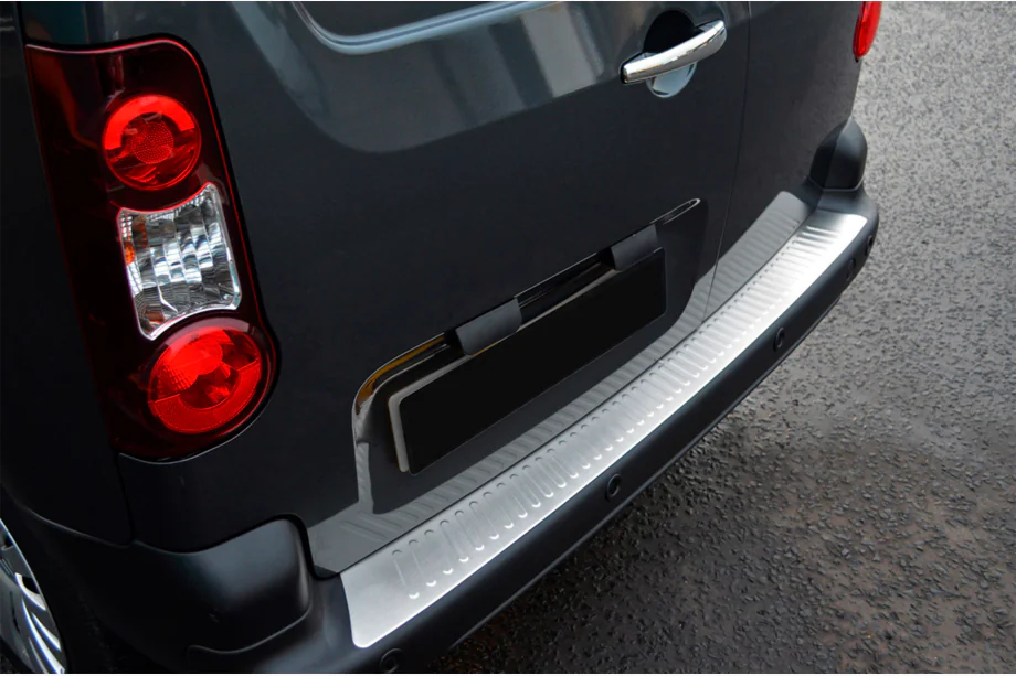 Citroen Berlingo 2008–2018 Nerezový kryt zadného nárazníka Omsa Line Fotografia 2