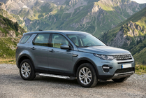 Land Rover Discovery Sport 2014– Bočné prahy Line (2 ks, hliník) fotografia 1