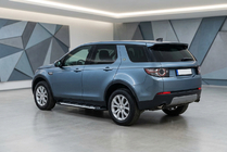 Land Rover Discovery Sport 2014– Bočné nášľapy Sunrise (2 ks, hliník) fotografia 1