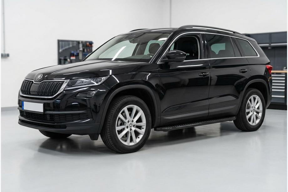 Skoda Kodiaq 2016–2023 Bočné prahy Tayga Black (2 ks, hliník) Image
