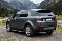 Land Rover Discovery Sport 2014– Bočné nášľapy Duru (2 ks, hliník) fotografia 1