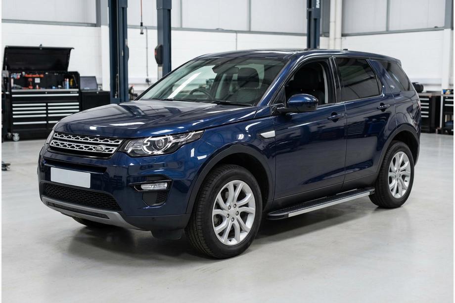 Land Rover Discovery Sport 2014– Bočné nášľapy Maya V1 (2 ks, hliník) Image