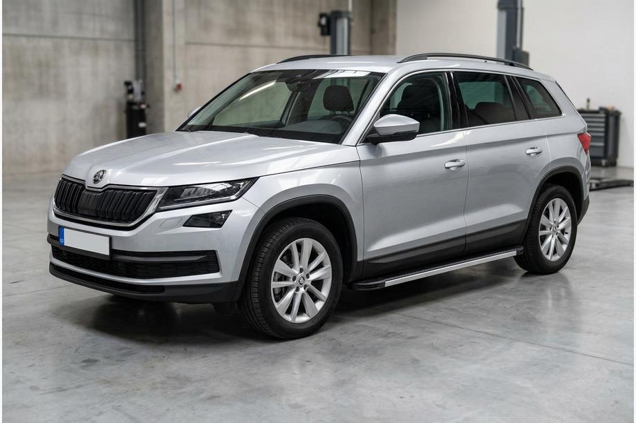 Skoda Kodiaq 2016–2023 Bočné prahy Maya V1 (2 ks, hliník) Image