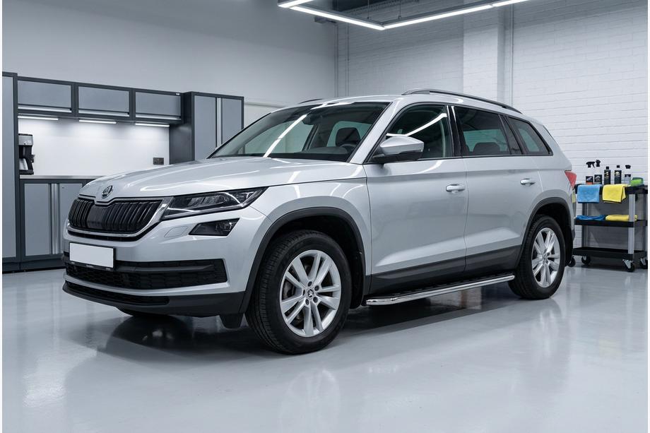 Skoda Kodiaq 2016–2023 Bočné nášľapy Maydos V1 (2 ks, hliník) Image