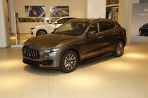 Maserati Levante 2016– Bočné nášľapy OEM-V2 (2 ks) fotografia 4
