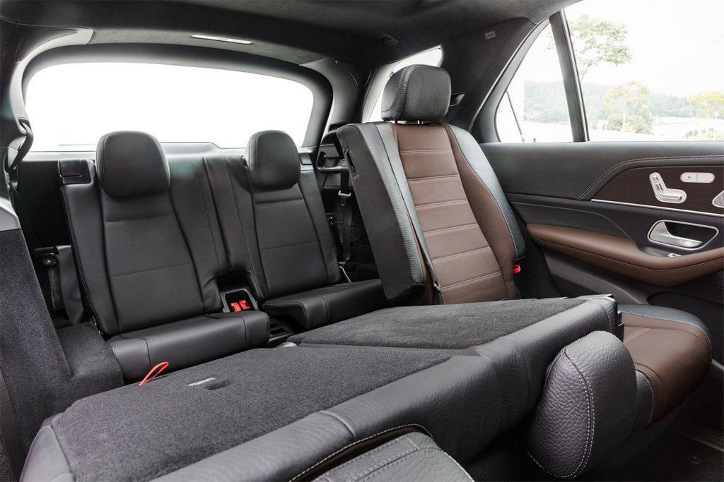 Prémiový crossover Mercedes-Benz GLE novej generácie